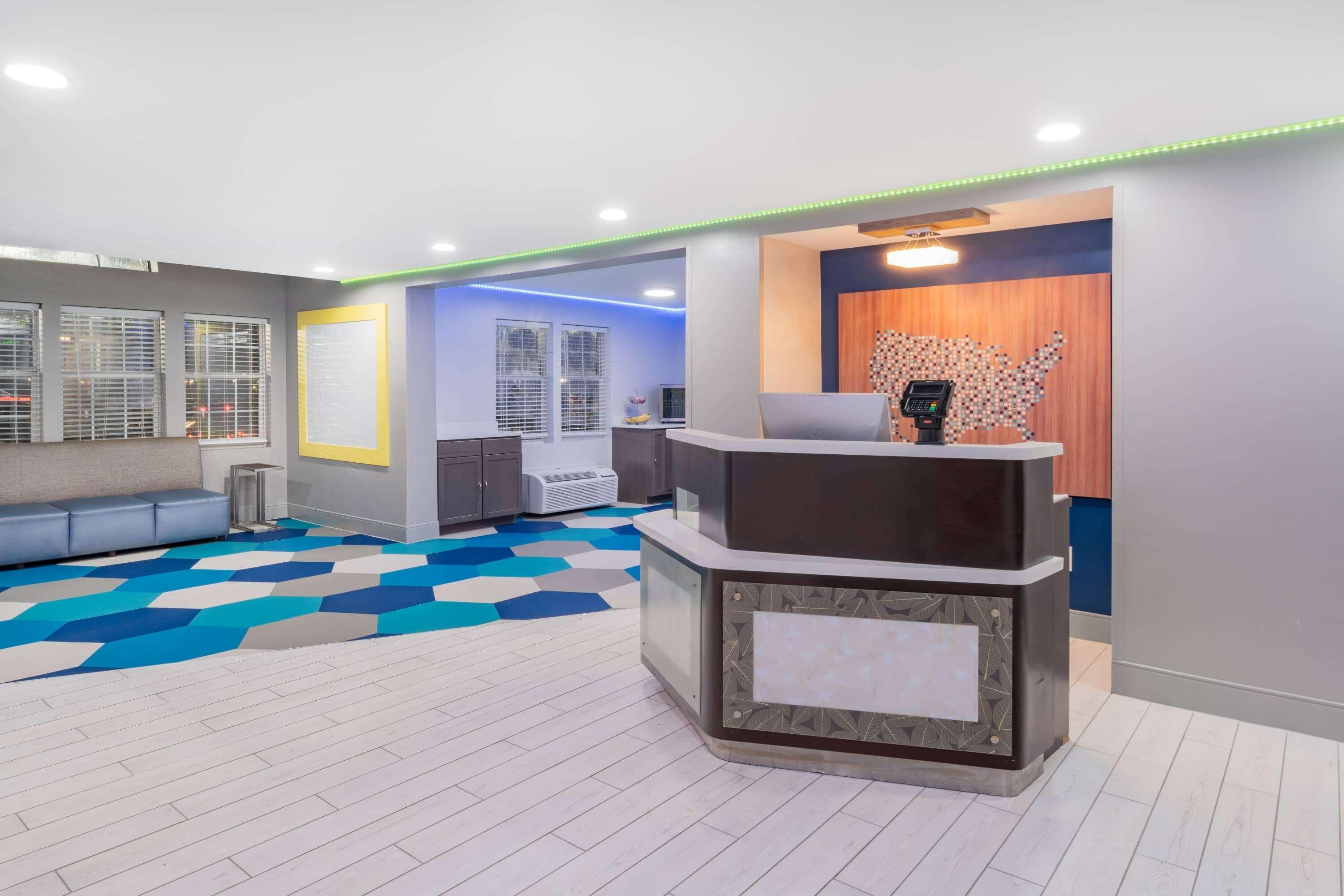 Microtel Inn By Wyndham Athens Extérieur photo