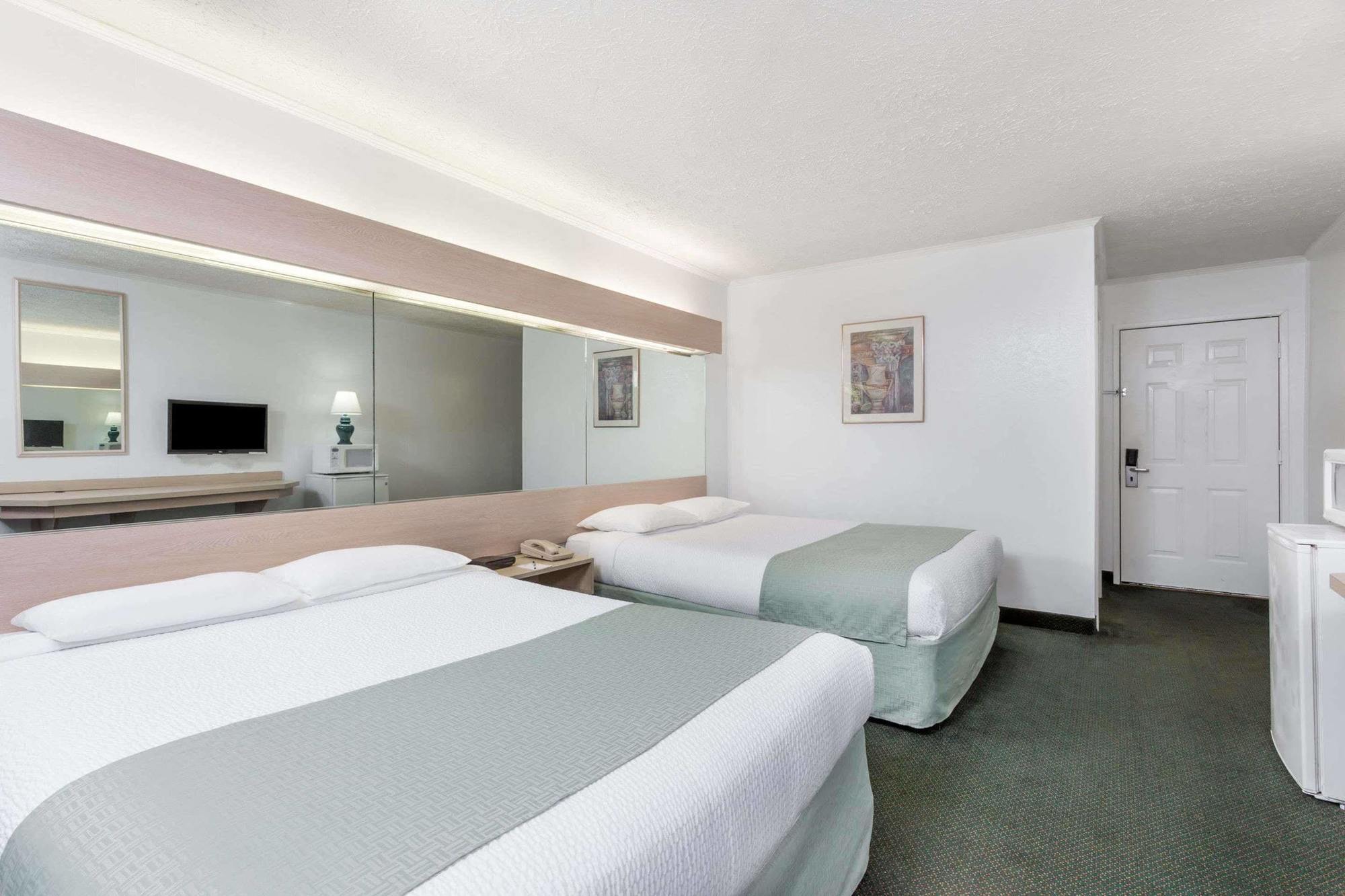 Microtel Inn By Wyndham Athens Extérieur photo
